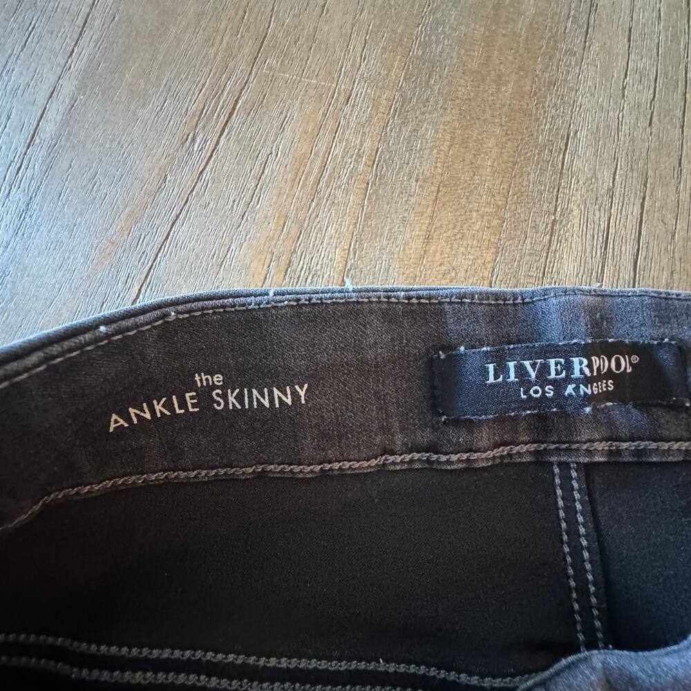 Liverpool Skinny Ankle Jeans - Size 0/25 - Picture 4 of 8